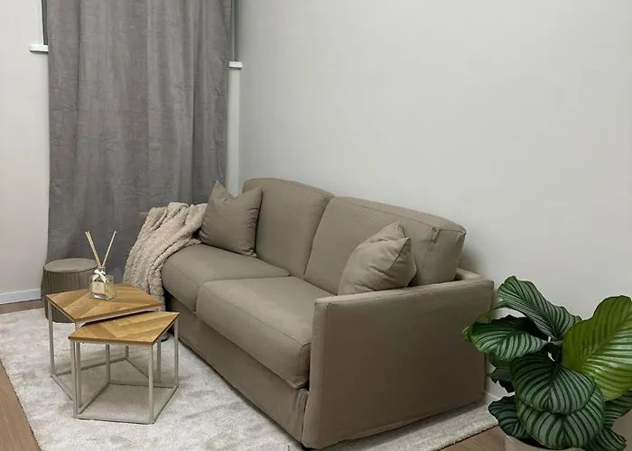 Julix - Roma Quadraro